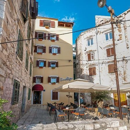 Sibenik Antique Studio Apartment - Old Town מראה חיצוני תמונה